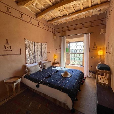 Maison D'Hotes Izza Kelaat-M'Gouna 外观 照片