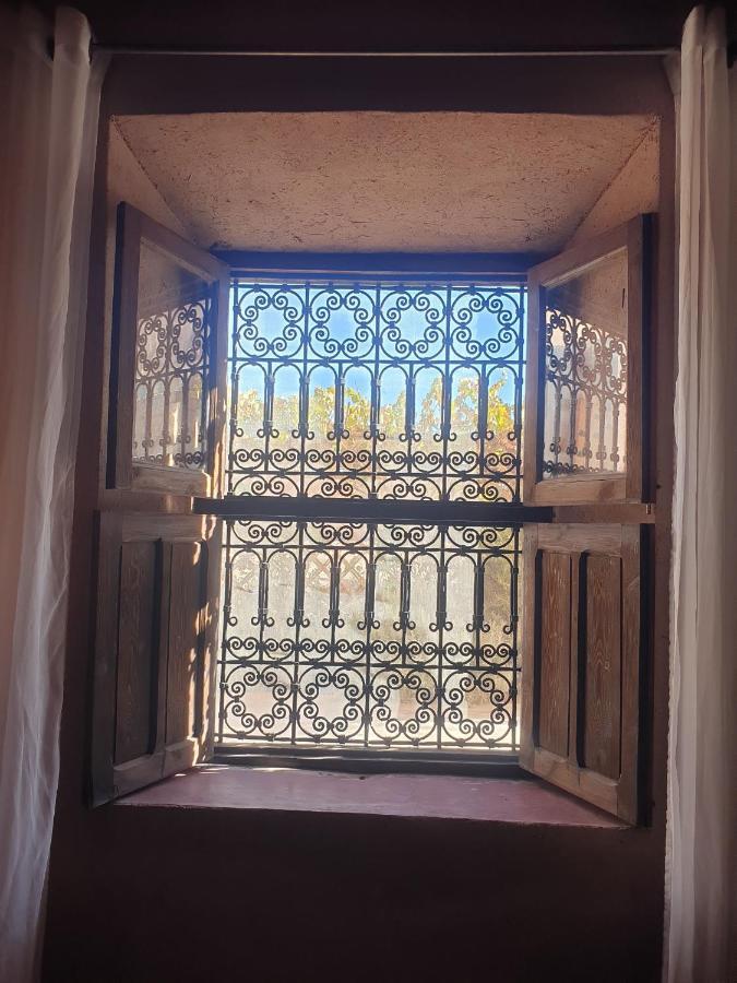 Maison D'Hotes Izza Kelaat-M'Gouna 外观 照片