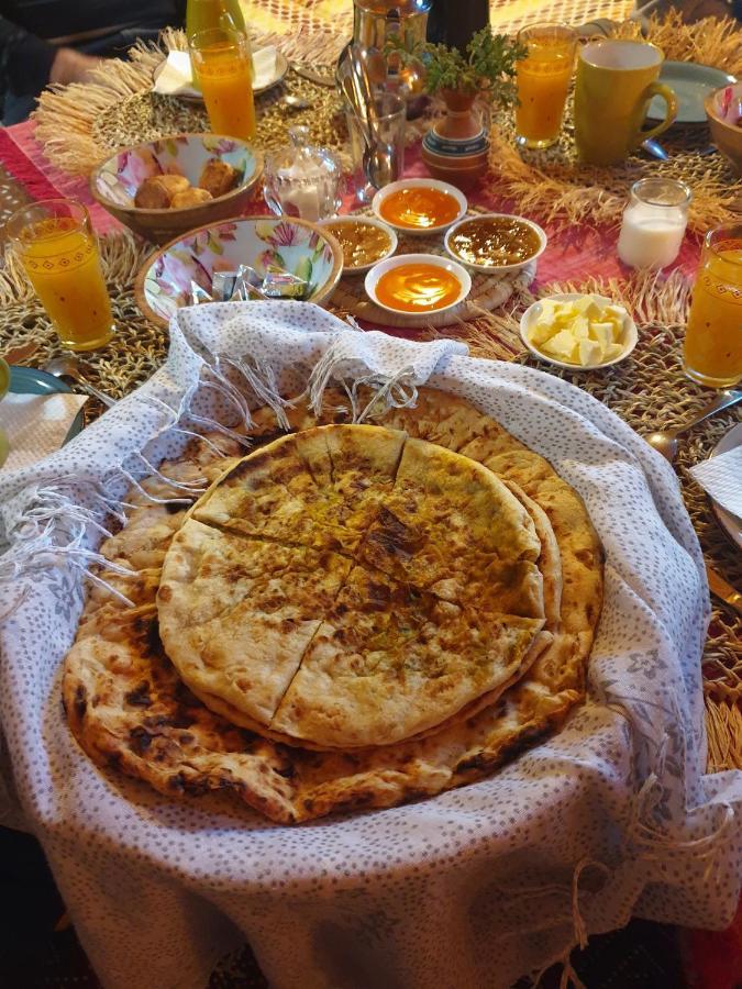 Maison D'Hotes Izza Kelaat-M'Gouna 外观 照片