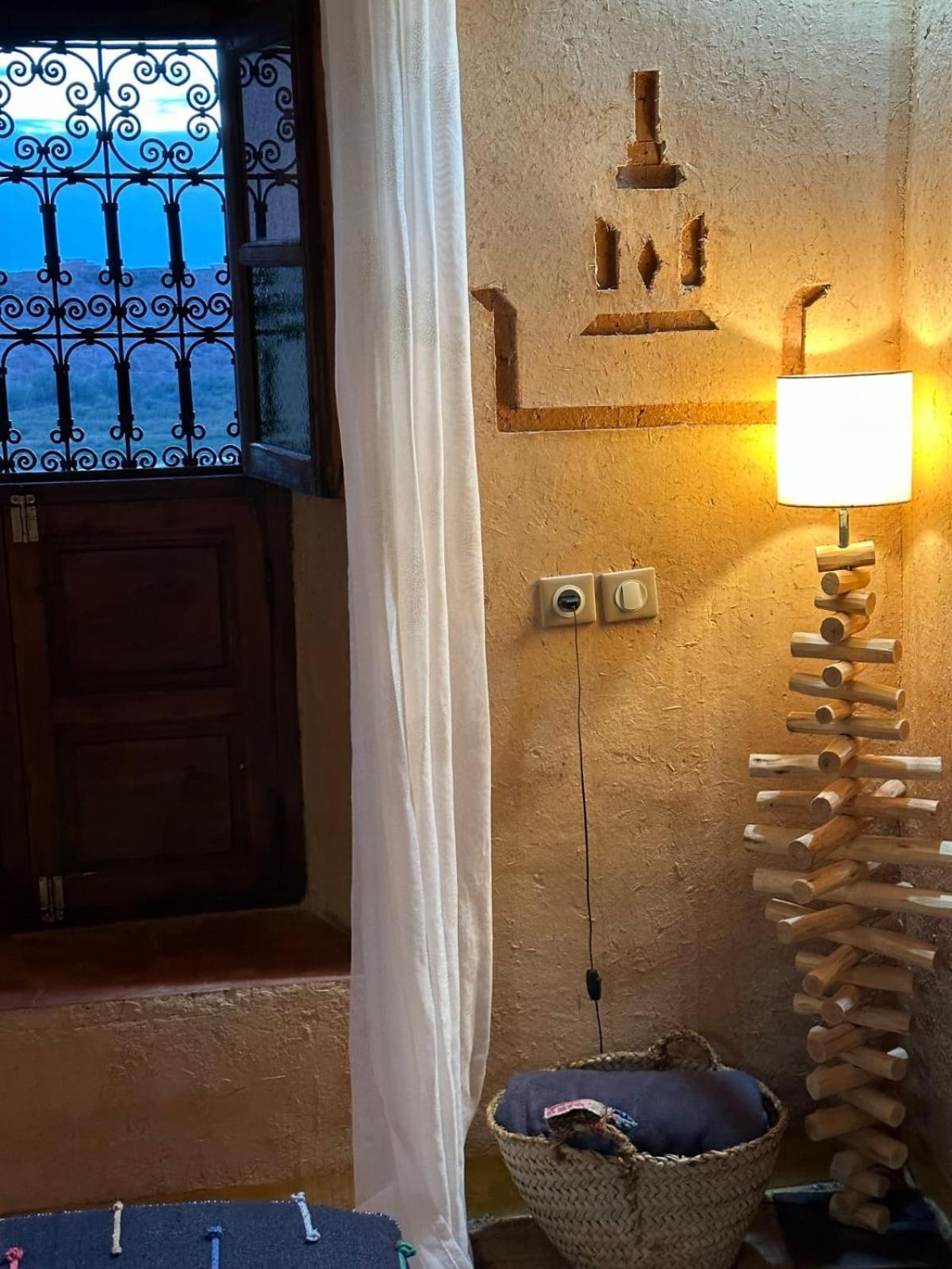 Maison D'Hotes Izza Kelaat-M'Gouna 外观 照片